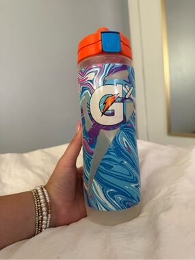 Gatorade Blue Swirl Insulated Water Bottle with Orange Lid